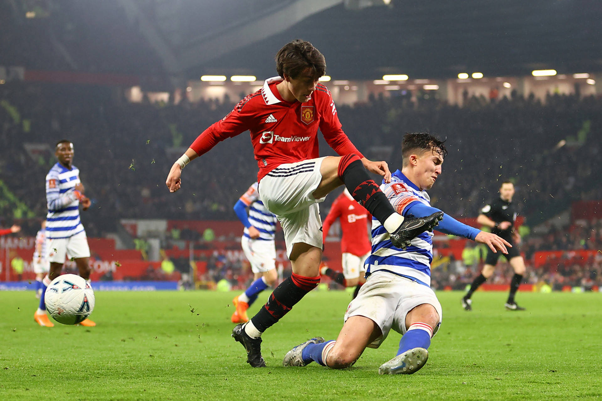 集结日夏洛特黄蜂备战国王杯赛前尤文图斯备战法甲，赛前尤文图斯备战欧冠瞬间刷屏的简单介绍yy易游官方下载