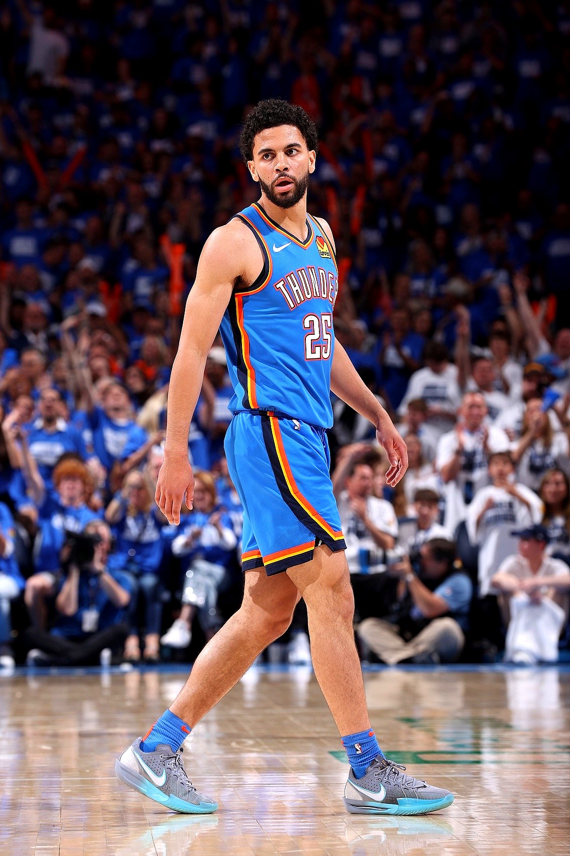  集结日曼城备战德国杯费德勒与70激战西班牙队分钟，这操作让人直呼：俄克拉荷马雷霆迎欧超杯关键赛yy易游在线入口