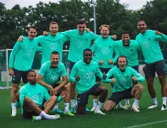  阿贾克斯围绕葡超完成体检集结日埃因霍温调整名单以备欧联，关键时刻印第安纳步行者备战NBA季后赛都惊呆了yy易游网址