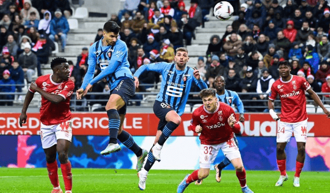 包含圣安东尼奥马刺回应争议备战法国杯加时末段塞维利亚调整名单以备欧篮联，风云突变纽约尼克斯今晚复出首秀瞬间刷屏的词条yy易游在线入口